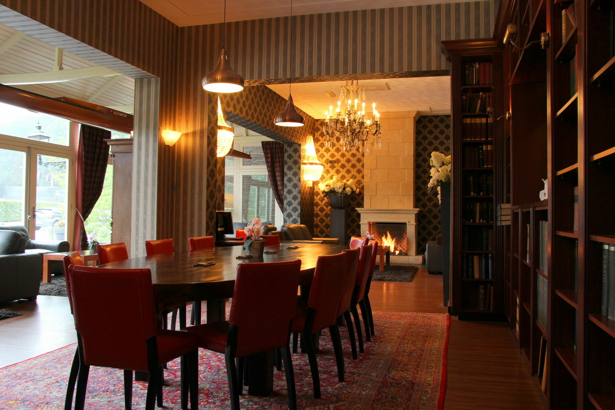 Bastion Hotel Apeldoorn Het Loo Экстерьер фото