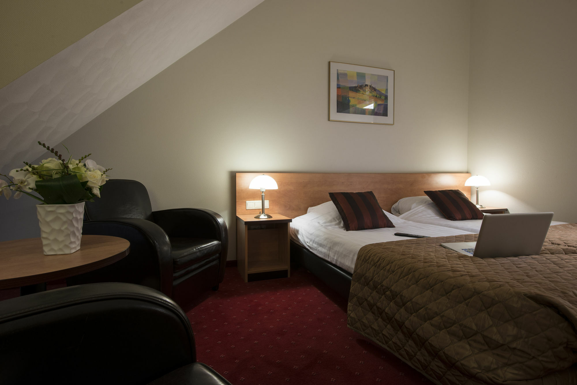 Bastion Hotel Apeldoorn Het Loo Экстерьер фото