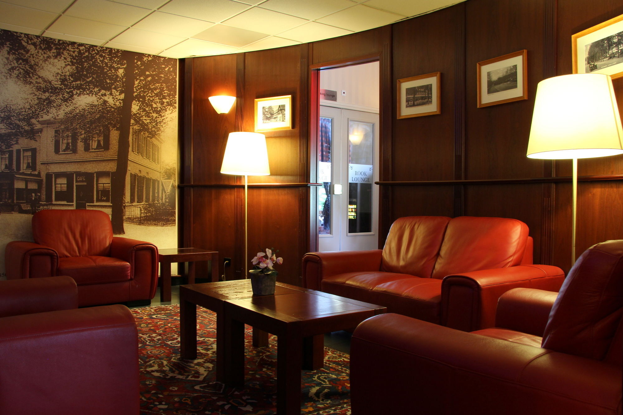 Bastion Hotel Apeldoorn Het Loo Экстерьер фото