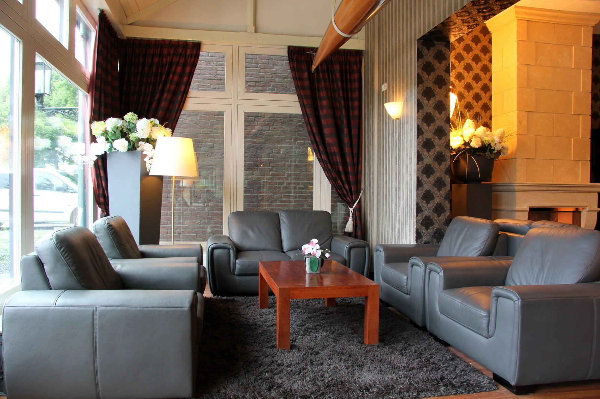 Bastion Hotel Apeldoorn Het Loo Экстерьер фото