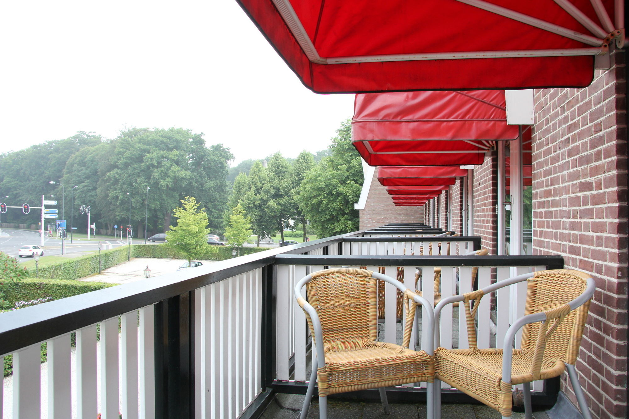 Bastion Hotel Apeldoorn Het Loo Экстерьер фото