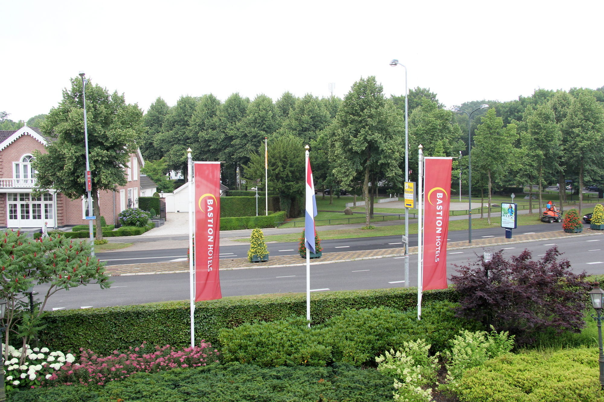 Bastion Hotel Apeldoorn Het Loo Экстерьер фото